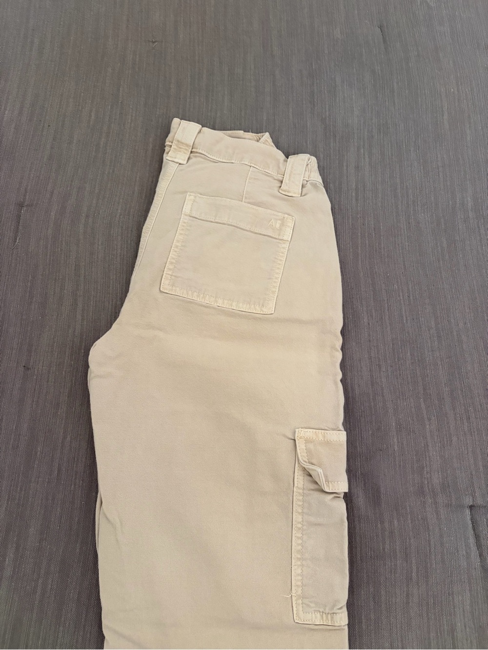 American Eagle Outfitters Tan Straight-Leg Cargo Pants with Utility Pockets - Picture 3 of 4